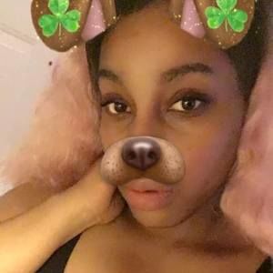 Meet your Posher, Tomeka